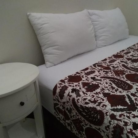 Omah Ngadiwinatan Syariah Apartment Yogyakarta Room photo